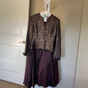 JS JACKET AND SKIRT SUIT